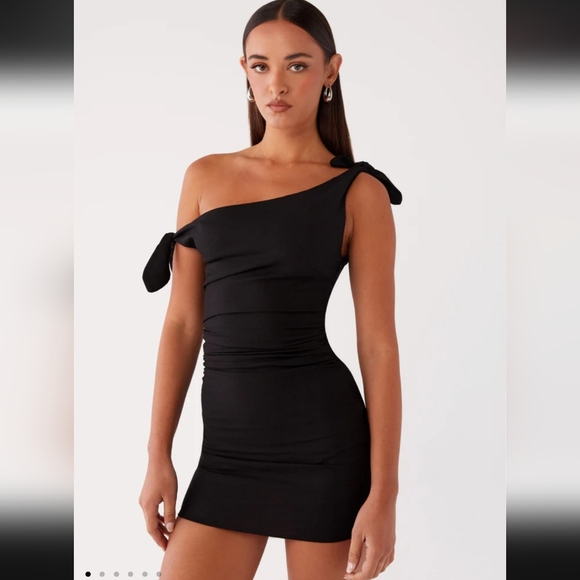 silk midi dress black Diamante Trim Wool in – Roland Mouret Size:6.5M V Neck Backless Maxi _okendo:syndication_key:CL137524001